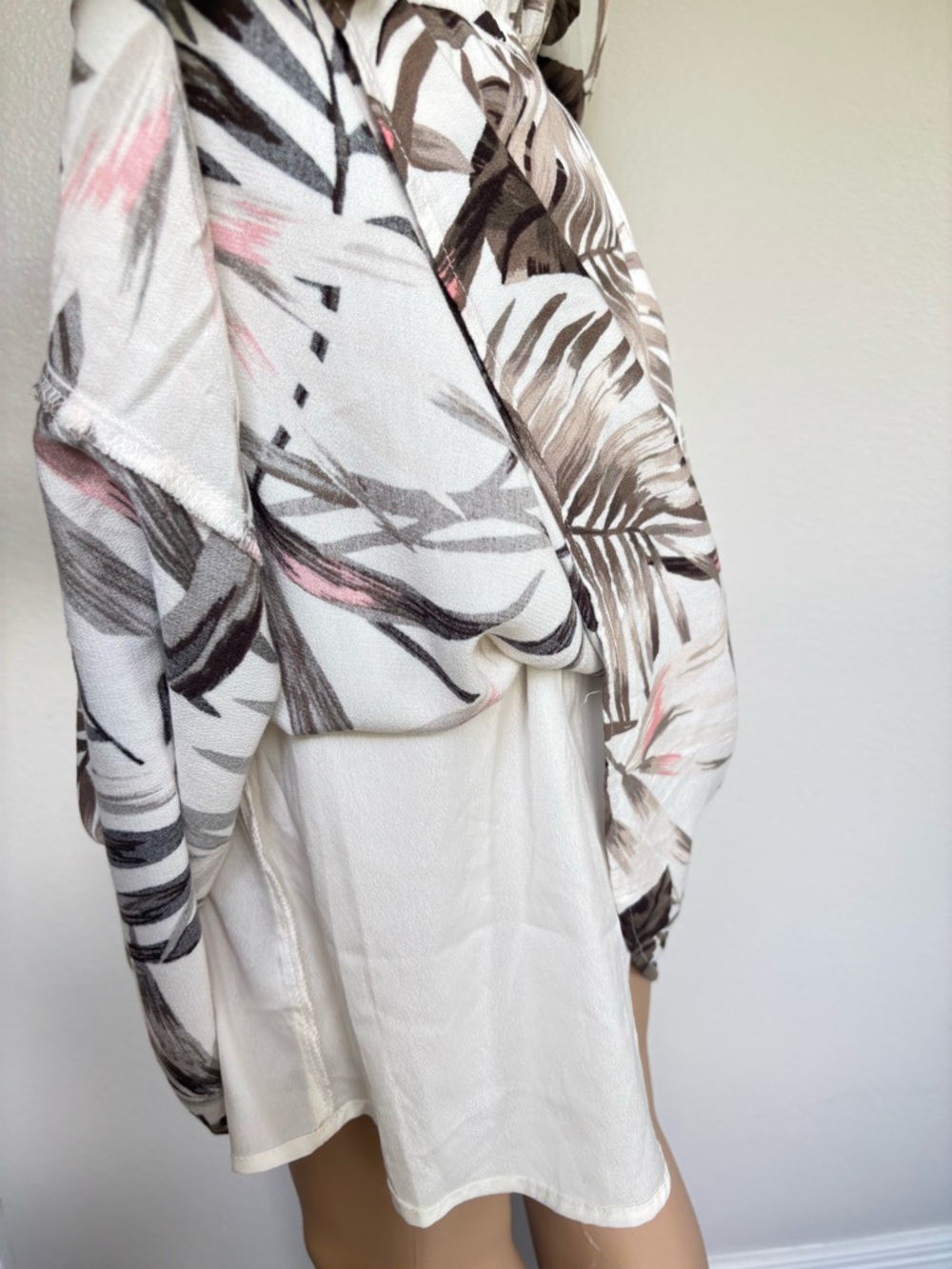 Old Navy White Tropical-Print Long Sleeve Wrap Dress with Brown and Pink Accents - Picture 10 of 16